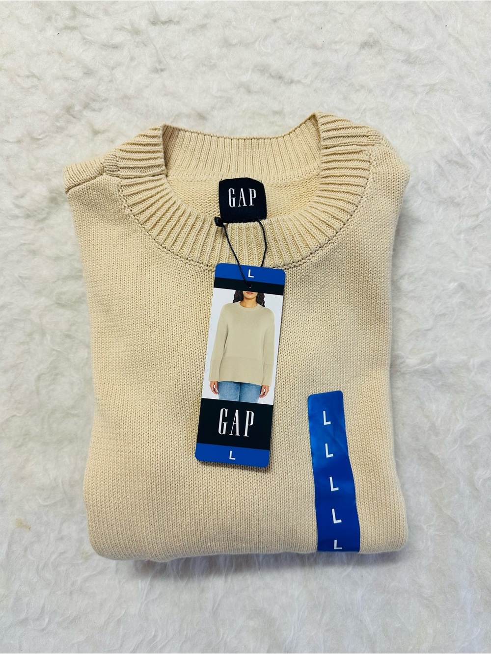 GAP Cream Crewneck Sweater
